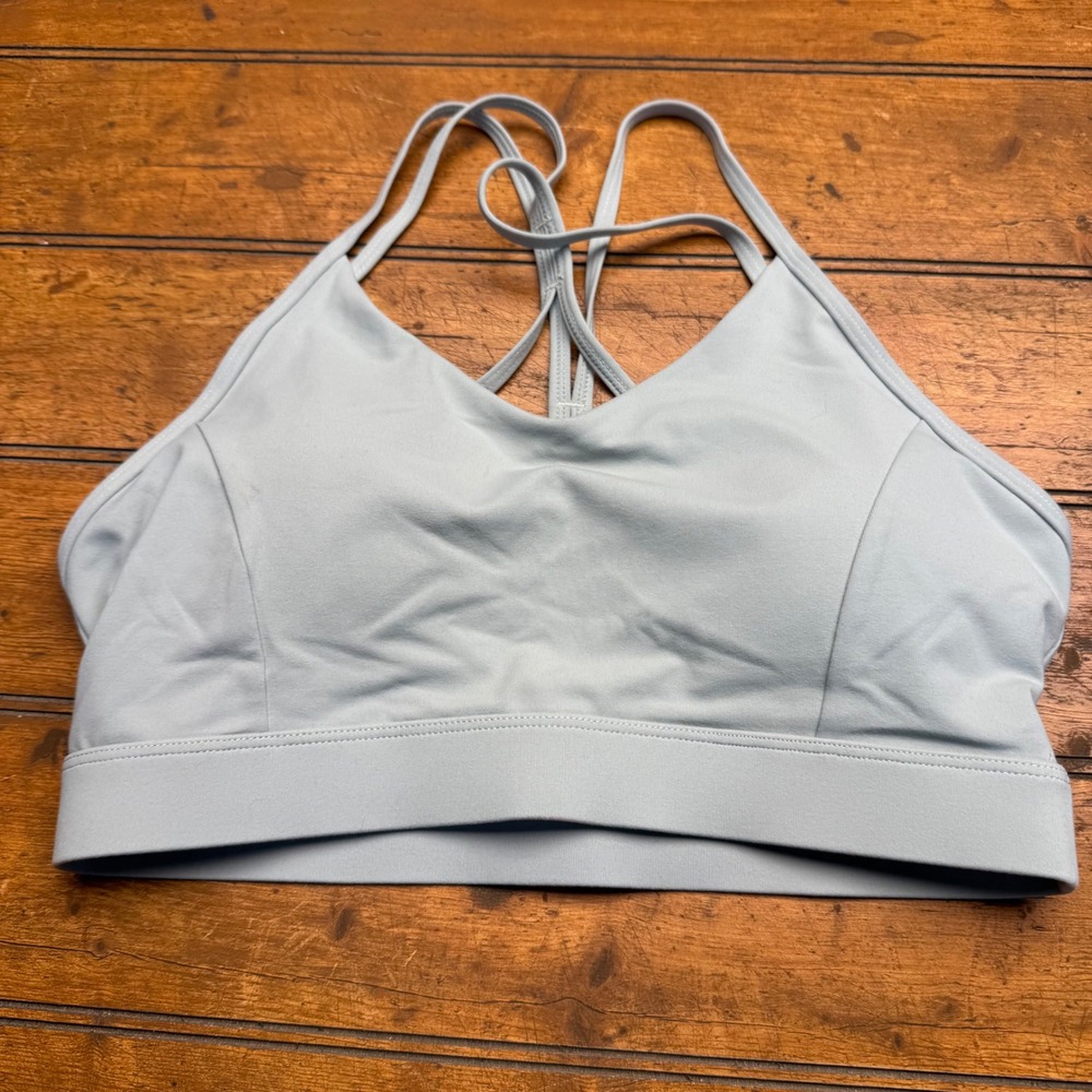 Light Blue Strappy Sports Bra Size M Yoga‎ Workout Fitness Athleisure